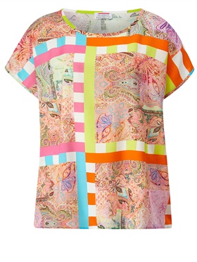 Сделать покупку блузки с эффектным сочетанием разных принтов в онлайн аутлете Апарт