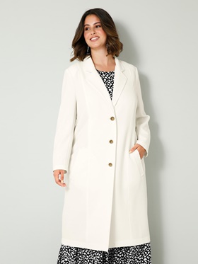 Покупка с доставкой по почте трендового пальто в классическом стиле на сайте Апарт