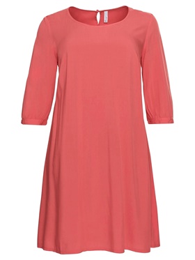 Продается выгодно элитное платье из мягкой струящейся вискозы в онлайн магазине Апарт