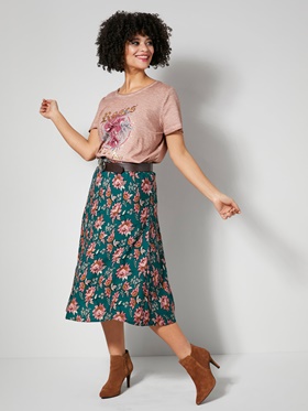 Предлагается с доставкой на дом стильная юбка с оригинальным цветочным принтом на сайте Апарт