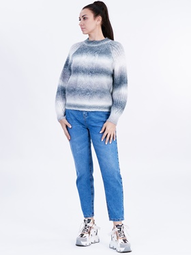 Сделать покупку дизайнерского модного пуловера APART в стиле оверсайз на распродаже Апарт