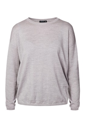 Предлагается по специальной цене пуловер из шерсти с втачными длинными рукавами в аутлете магазина Апарт