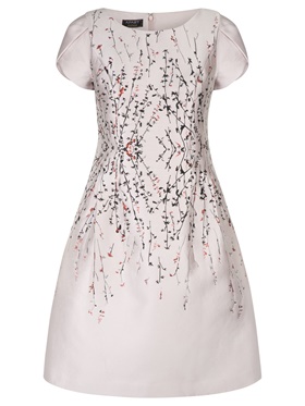 Продается многоцветное платье в цветочек с подкладкой из тянущейся искусственной ткани на выставке Апарт