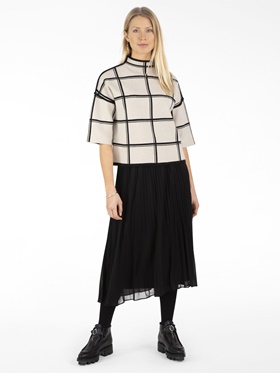 Купить с гарантией качества юбку полусолнце со складками в интернет-магазине Апарт