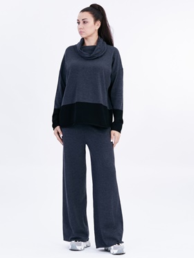 Покупка стильных стильных брюк APART свободного широкого кроя на онлайн распродаже Апарт