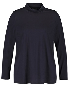 Продажа по специальной цене брендового удлиненного пуловера с воротником "гольф" на онлайн витрине Апарт