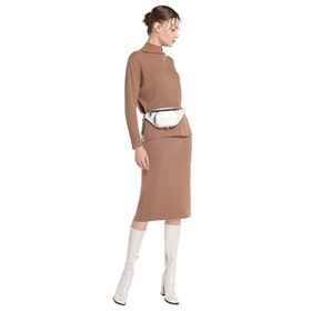 Приобрести с доставкой наложенным платежом юбку средней длины с эффектом стрейч в аутлете магазина Апарт