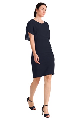 Приобрести с гарантией качества трикотажное платье со шлицей на сайте Апарт