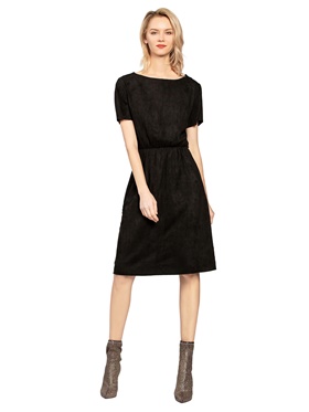Приобрести по выгодной цене прямое платье с эластичным цельнокроеным поясом в интернет-магазине Апарт