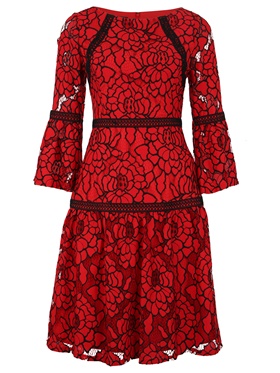 Продается по низкой цене прилегающее платье с вырезом горловины с подгибкой в интернет-магазине Апарт